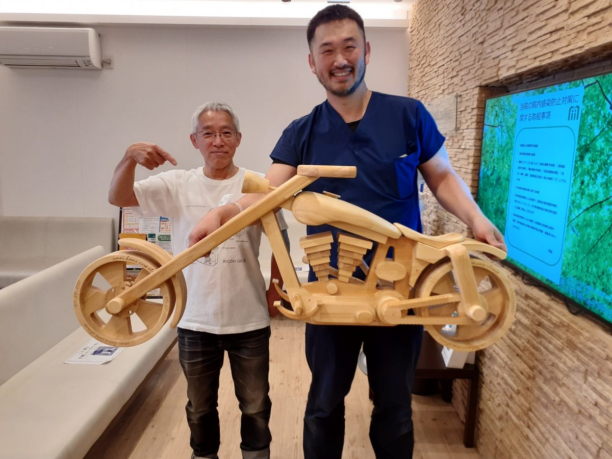 お看取りした患者さんのご家族から手製の木工バイクを頂きました！！