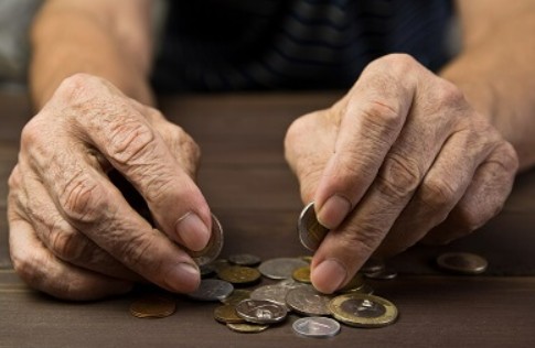 お金の問題を抱える患者さんの在宅緩和ケアの際に、ベテラン在宅医が考えていること
