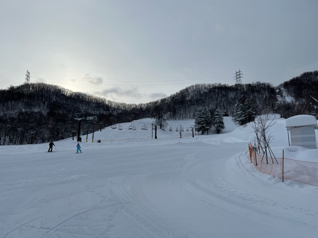盤渓は今日はスキーをするのにちょうどいい天気・・・