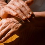 高齢の外来通院患者さん、○○をみれば自宅での生活がわかる??