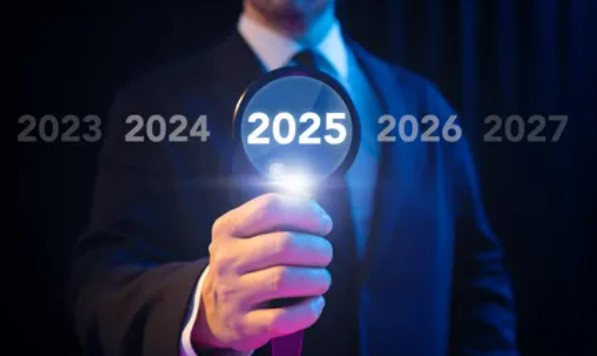 ２０２５年の特に気になった医療の象徴的な事例、３つ挙げるとすると・・・