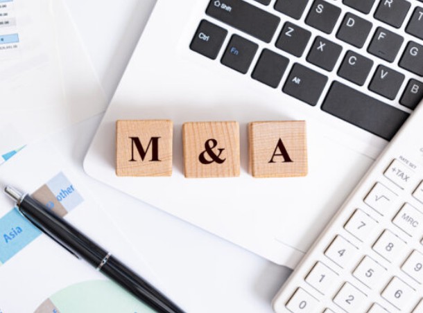 かかりつけ医や在宅医療機関のクリニックの閉院、M＆Aによる継承について想うこと。