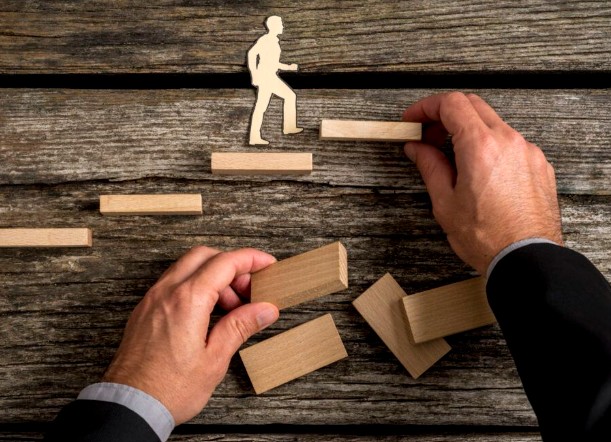 法人内の研修会を充実させていく・・スタッフのアンケートを一つ一つ丁寧に確認。