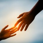 外来でも在宅でも、手を差し伸べられるのを待っている人は存在する