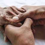 【暮らしによりそう診療所から】在宅患者さんを受け入れての緩和ケア→お看取り