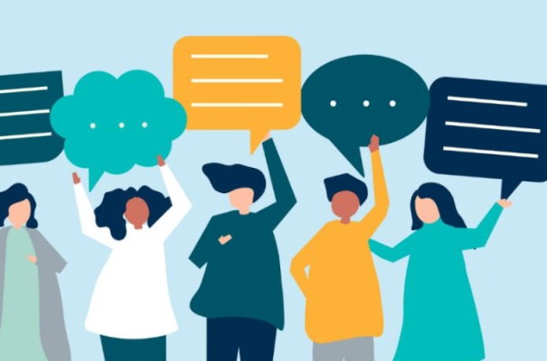 法人運営改善のためにスタッフ全員から制度改善についての意見を聞く