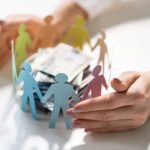 社会保障制度の綻びが、クラファンという形で透けてきたか・・・