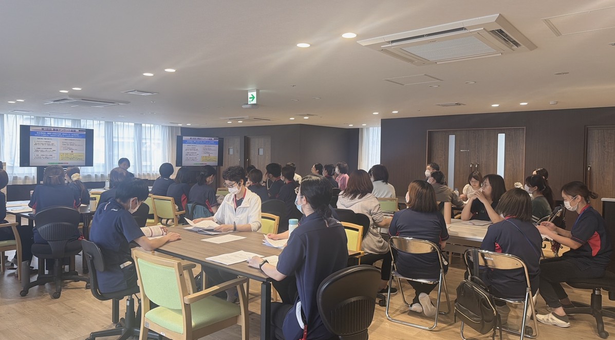 昨日は法人全体で在宅緩和の研修会。多くのスタッフが参加してくれました！！